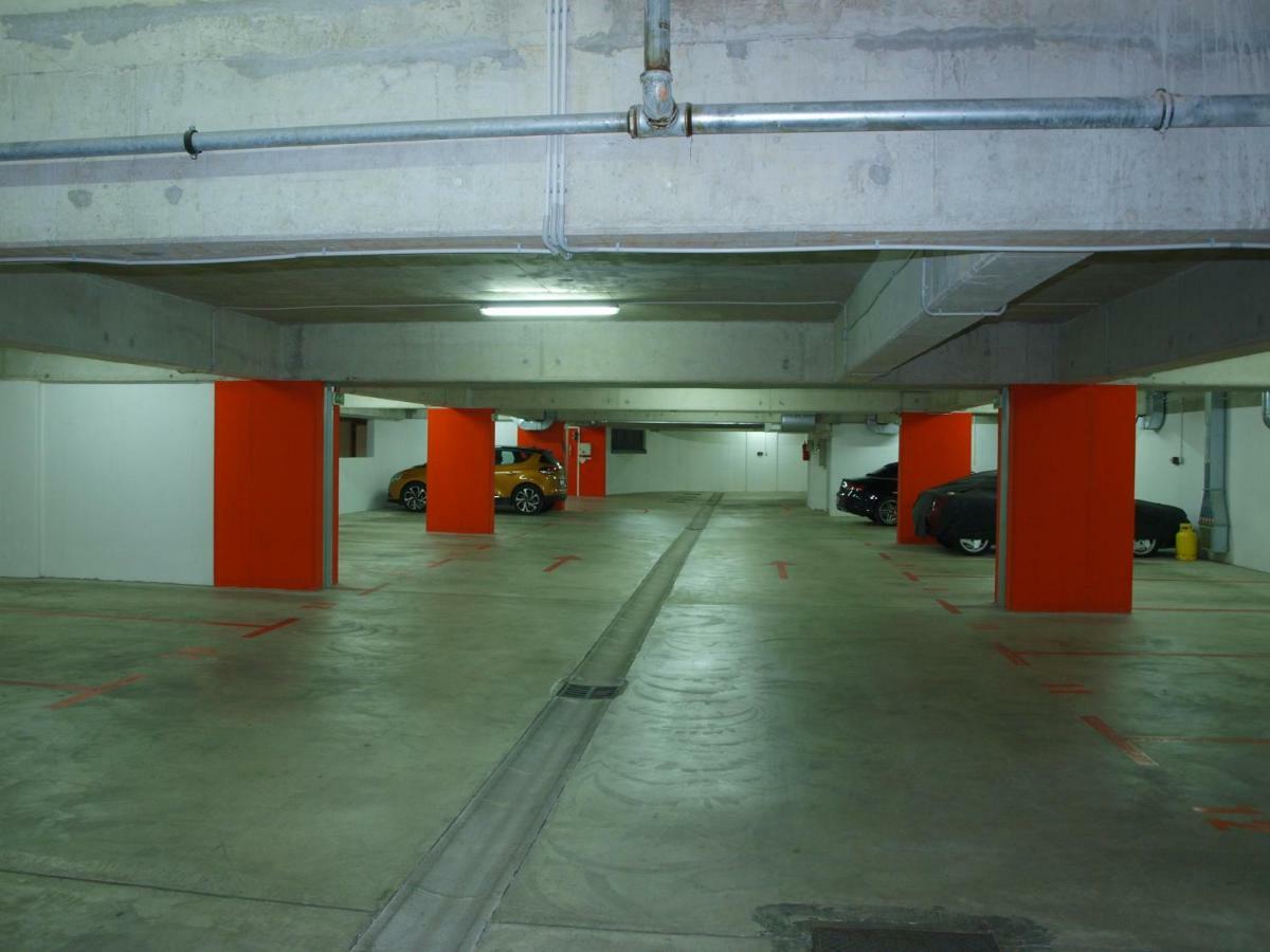 Lucia Exclusive With Parking In The Garage Lejlighed Poreč Eksteriør billede